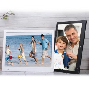 16" Wide Screen LED Digital Photo Frame