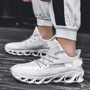 19 Seasons New Men's Front Shoes Trend Breathable Flying Woven Mesh Shoes Increased Sports Casual Men's Shoes