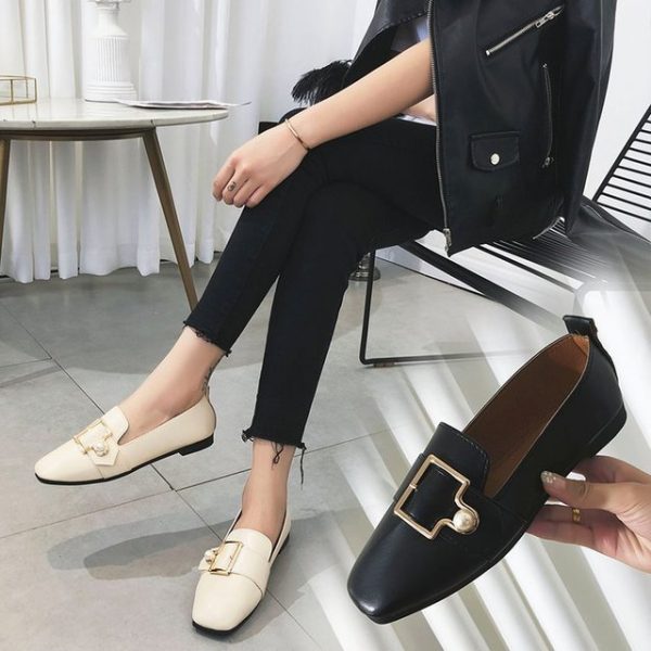 British Style Casual New Flat Single Shoes Female Season Lok Fu Shoes Peas Shoes Wild People A Pedal Shoes