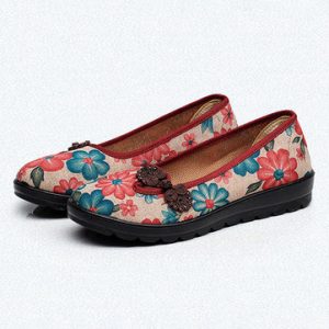 Cotton Fabric Flowers Round Toe Slip On Soft Flat Shoes