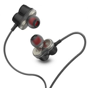 D8 3.5mm Wired Earphones with Microphone