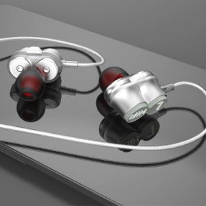 D8 3.5mm Wired Earphones with Microphone