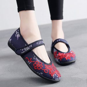 Embroidered Cloth Hook Loop Old Peking Flat Shoes