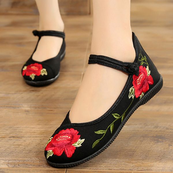 Embroidered Flower Frog Buttons Soft Flat Shoes