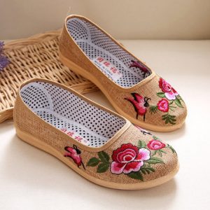 Embroidery Flower Print Canvas National Wind Slip On Flat Shoes