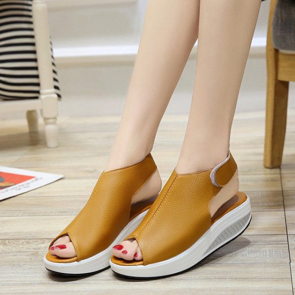 Fish Mouth Sandals Female Sponge Cake Thick Bottom Comfortable Light Rocking Shoes Large Size 42-43 Code