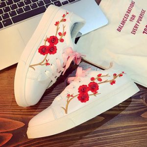 Flower Embroidery White Casual Lace Up Shoes