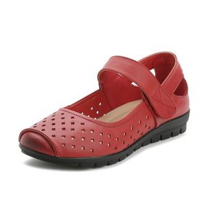 Hollow Out Leather Pure Color Soft Sole Flat Shoes