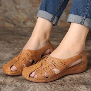 LOSTISY Elastic Band Closed Toe Hollow Out Breathable Flat Casual Flat Shoes