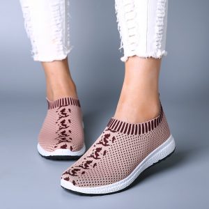 LOSTISY Women Outdoor Casual Shoes Mesh Slip On Platform Sneakers