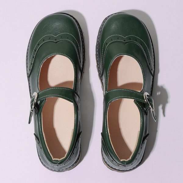 Large Size Round Toe Buckle Flat Casual Shoes