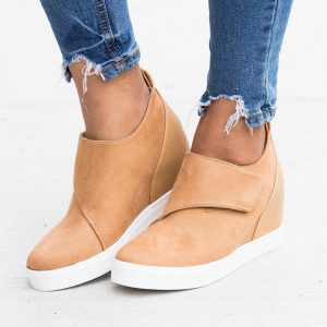 Large Size Women Hook Loop Hidden Heel Casual Shoes