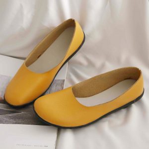 Large Size Women Pure Color Slip On Round Toe Casual Flat Shoes