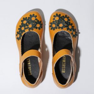 Little Flower Leather Soft Sole Vintage Flat Shoes