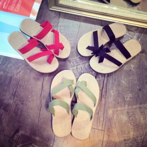 Men And Women Beach Shoes Cool Holiday Couples Set Of Slippers