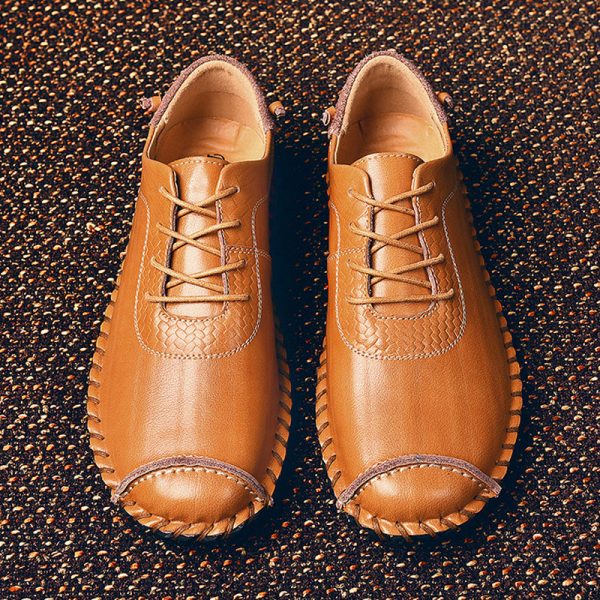 Men Hand Stitching Cap Toe Lace Up Casual Leather Shoes