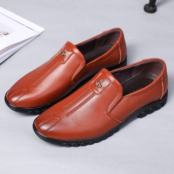 Men Pure Color Leather Slip Resistant Slip On Casual Shoes