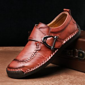 Men Stylish Metal Buckle Hand Stitching Comfy Round Toe Leather Shoes