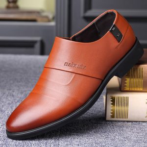 Men Vintage Leather Splicing Slip On Business Formal Dress Shoes