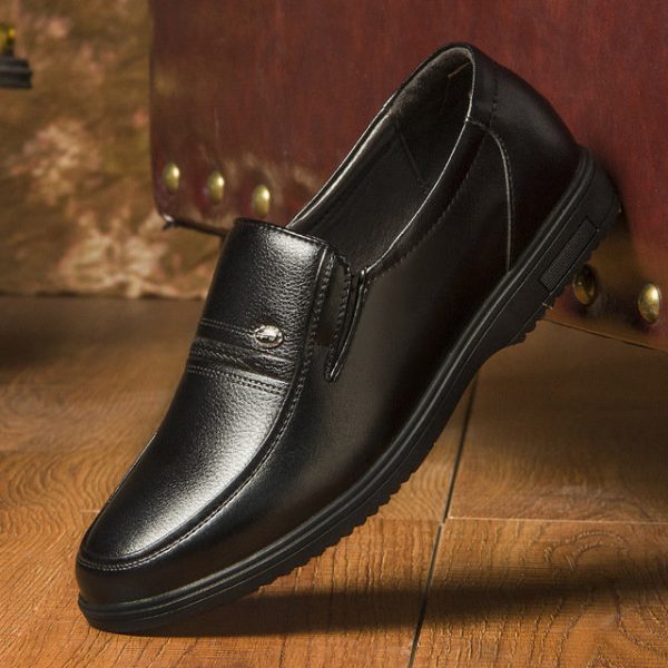 Men's Shoes Season Business Casual Large Size Leather Shoes Leather Breathable Soft Bottom Non-slip Dad Shoes