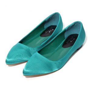 Pointed Toe Pure Color Slip On Flat Shoes For Women