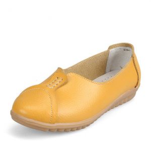 Pure Color Leather Soft Comfortable Breathable Slip On Round Toe Flat Shoes