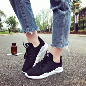 Season New Flat Shoes Students Running Casual Sports Shoes Women's Mesh Breathable Non-slip Shoes Women