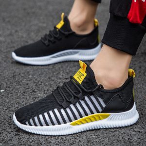 Season New Men's Shoes Trend Casual Shoes Breathable Flying Woven Mesh Shoes Travel Running Sports Shoes Men