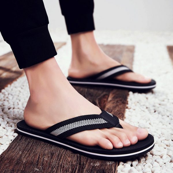 Slippers Men's Fashion Wear New Trend Personality Men's Flip-flops Non-slip Casual Beach Shoes