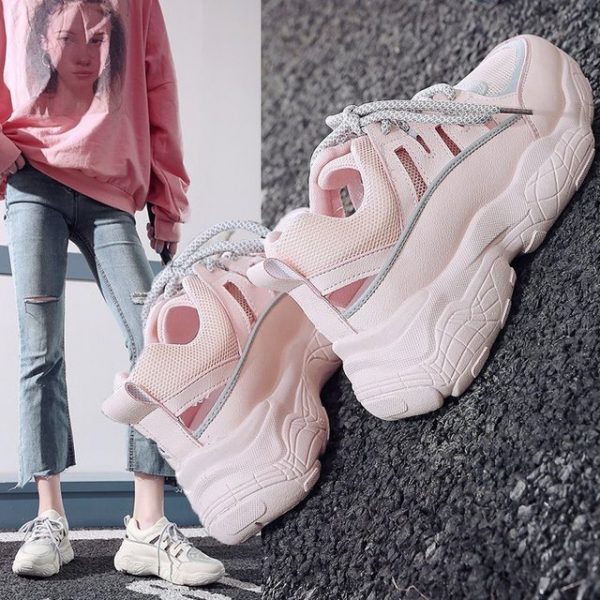 Small White Shoes Female Models Breathable Wild Net Red Thick Bottom Lightweight Sports Shoes Ins Luminous Shoes Old Sho