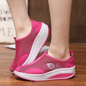 Women Casual Outdoor Platform Breathable Mesh Shake Shoes