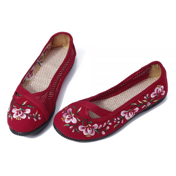 Women Embroidered Shoes Breathable Mesh Flats