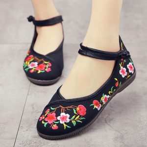 Women Folkways Flowers Embroidery Cotton Buckle Flat Shoes