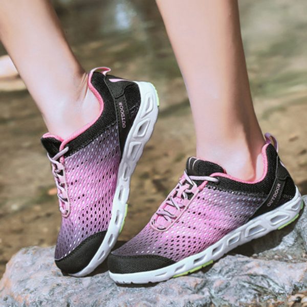 Women Outdoor Walking Breathable Mesh Athletic Shoes