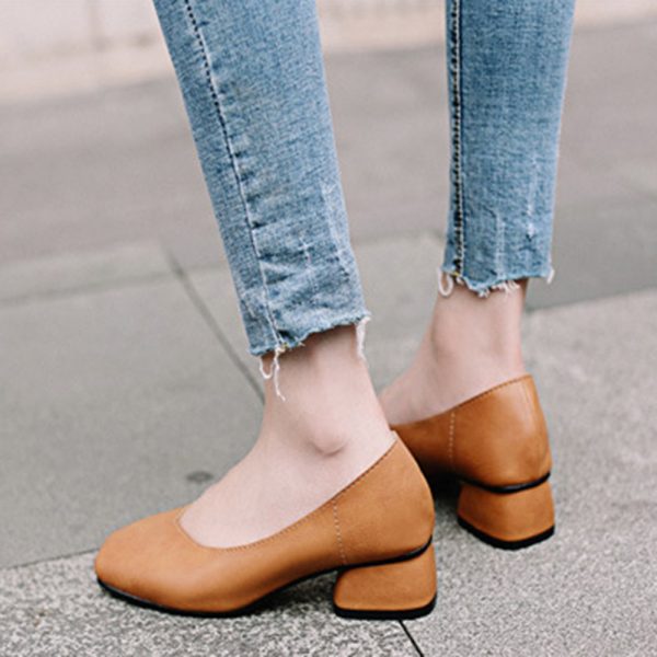 Women Vintage Square Toe V Mouth Chunky Heels Shoes