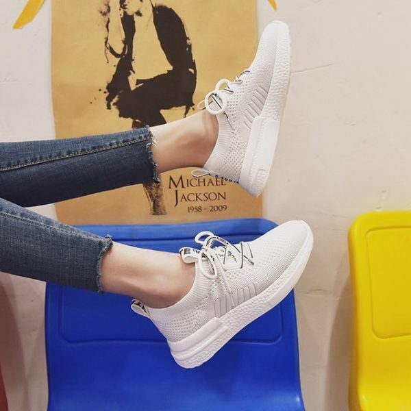 Women's Shoes Mesh Breathable Sneakers Students Wild Casual Shoes Non-slip Running Shoes