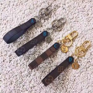 luxury keychain lanyard designer fashion famous luxury handmade pu leather car keychain women bag charm pendant accessories