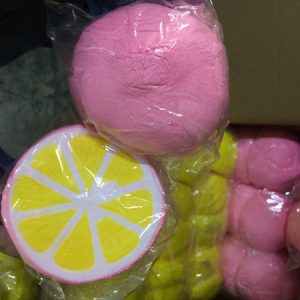 2017 new kawaii squishies cute slow rising squishies lemon squishy for mobile keychain soft squishies jumbo buns phone charms