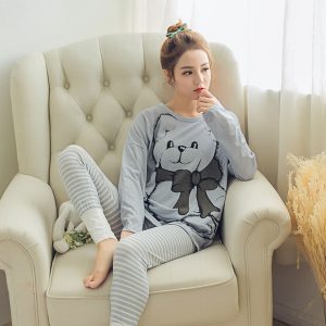 2018 new spring knitted cotton korean girl's cartoon pajamas long-sleeved casual lady round collar home wear