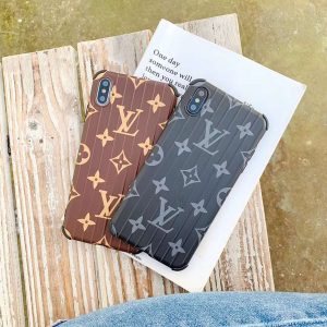 2019 new luxury phone case with designer letters for iphone 6/6s,6p/6sp,7/8 7p/8p x/xs xr xsmax fashion brand style for wholesale