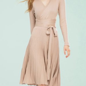 Apricot Plain Casual Pleated Midi Dress