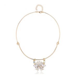 Balancing Style 24 Gold Plated Splice Flower Rhinestone Pendant Collar Necklace