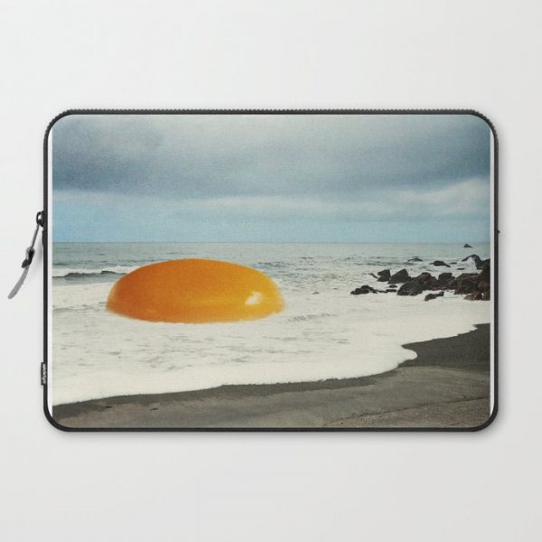 Beach Egg - Sunny side up Computer Cover by Vertigo Artography - Laptop Sleeve - 15"