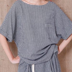 Black Cotton Checkered/Plaid Statement Crew Neck Blouse