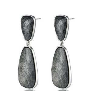 Black Round Synthetic Materials Queen of Stone Earrings