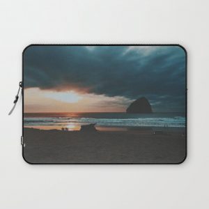 Cape Kiwanda Sunset Computer Cover by Emilia Oxelheim - Laptop Sleeve - 13"