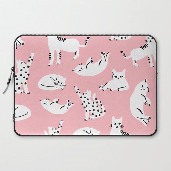 Cat Pattern - Pink Computer Cover by FrankiePrintCo - Laptop Sleeve - 15"