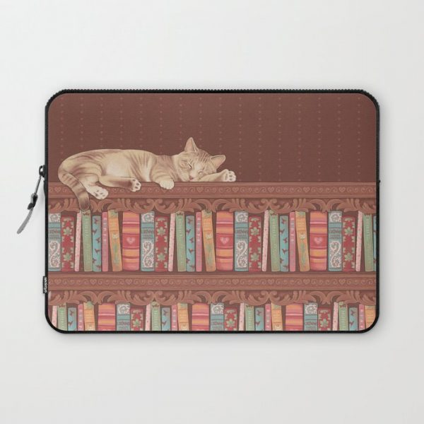 Cat in the library Computer Cover by Leticia Duarte - Laptop Sleeve - 13"