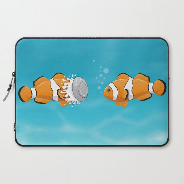 Clown fish Computer Cover by Naturez - Laptop Sleeve - 15"