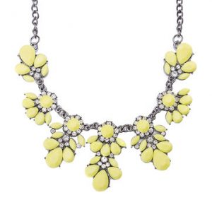 Elegant Women Necklace Yellow Flower Rhinestone Necklace